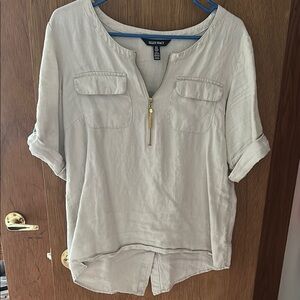 Ellen Tracy Cream Blouse with Gold Zipper